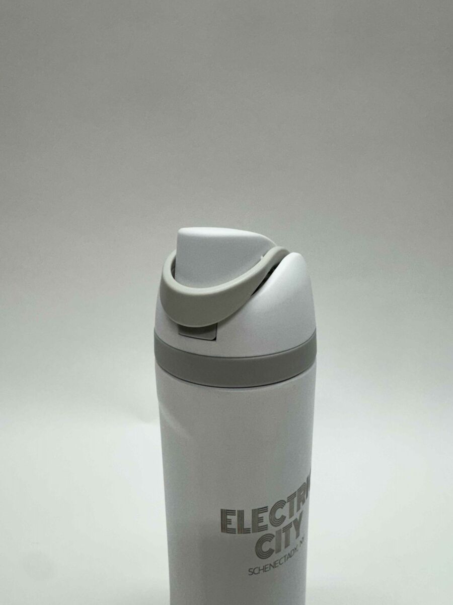 20 oz Tumbler w/ Magnetic Lid